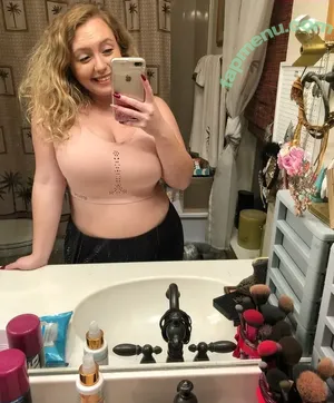 bustyybriiix / _brianamartinn nude photo #0016