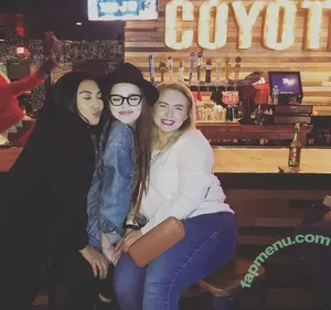 bustyybriiix / _brianamartinn nude photo #0024