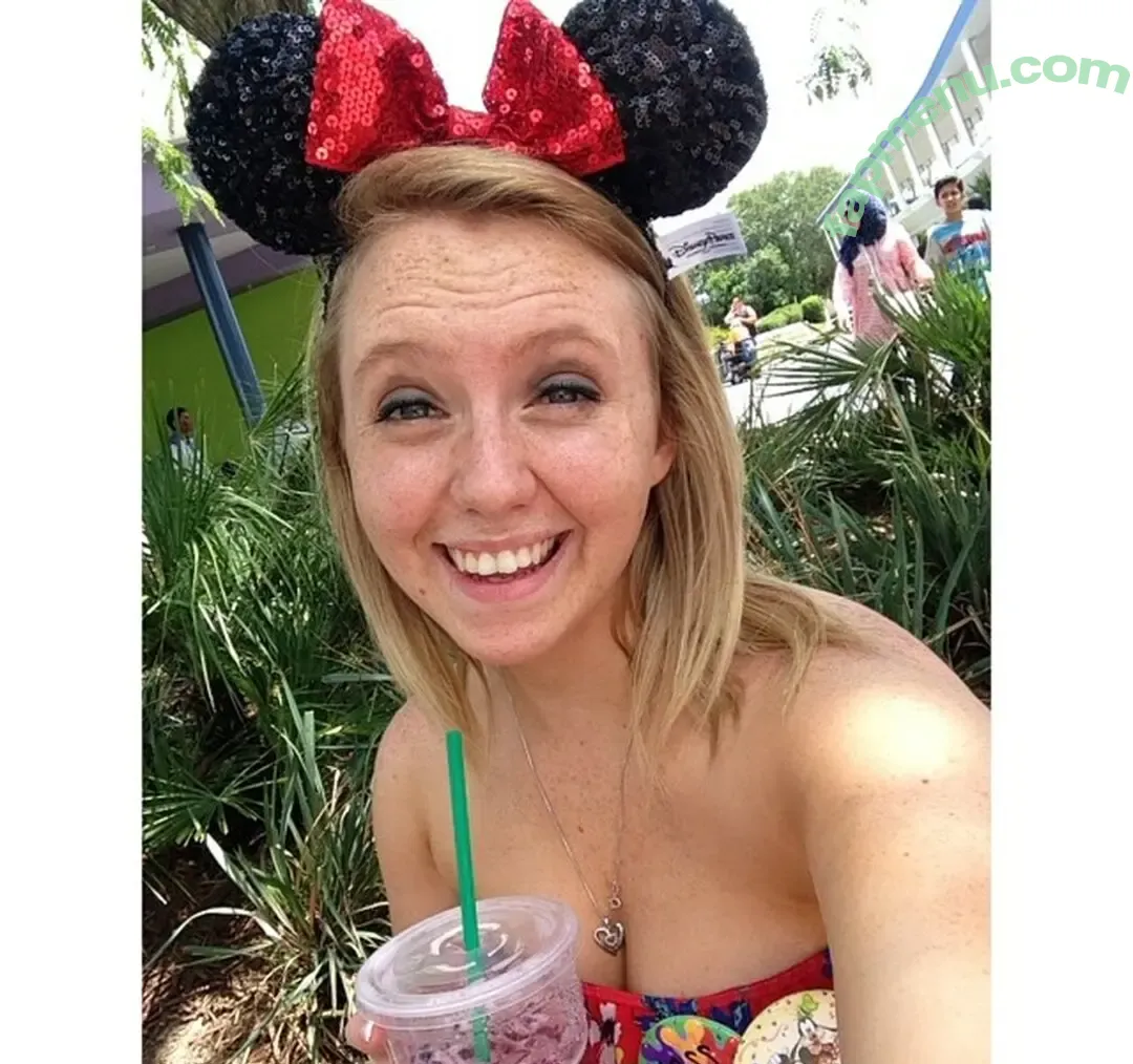 bustyybriiix nude photo #0006 (_brianamartinn)