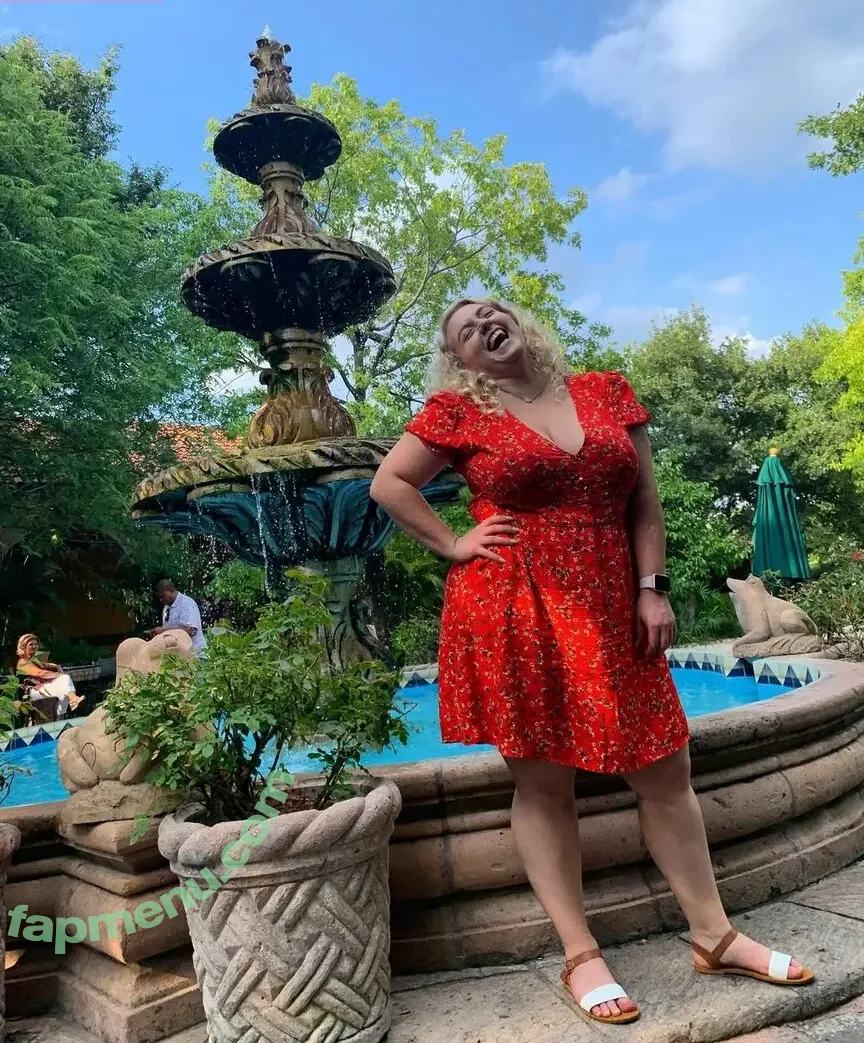 bustyybriiix nude photo #0038 (_brianamartinn)