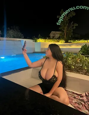 bustyzoe / Itszoecutie / bustyzoe99 nude photo #0081