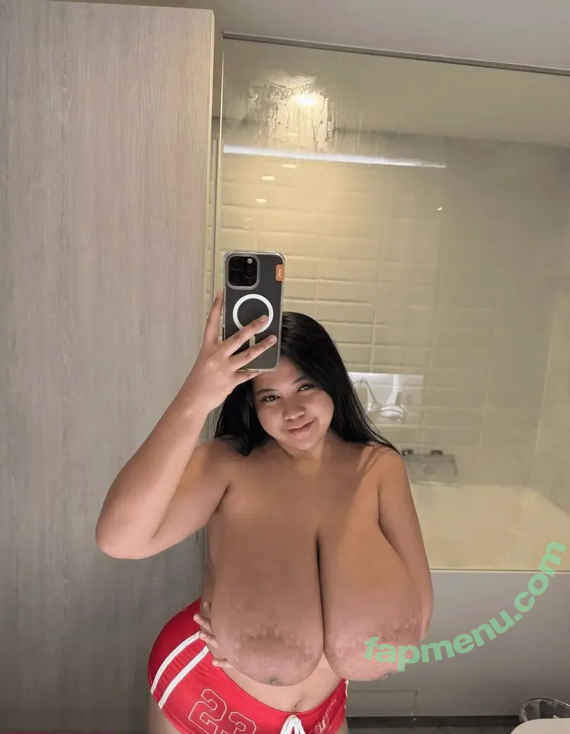 bustyzoe nude photo #0093 (Itszoecutie / zoegracetx)