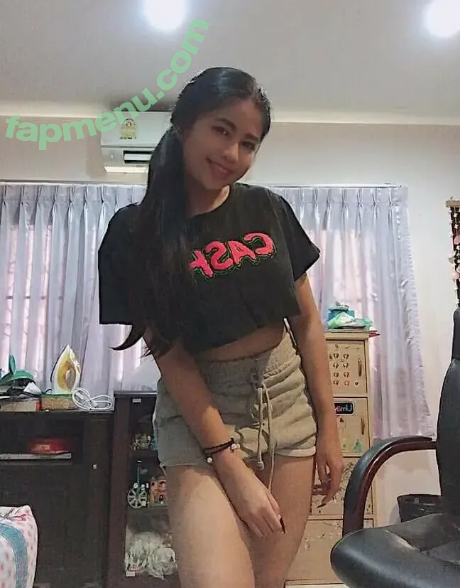 bustyzoe nude photo #0096 (Itszoecutie / zoegracetx)