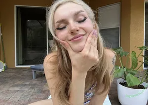 Busy B ASMR / busybasmr nude photo #2721