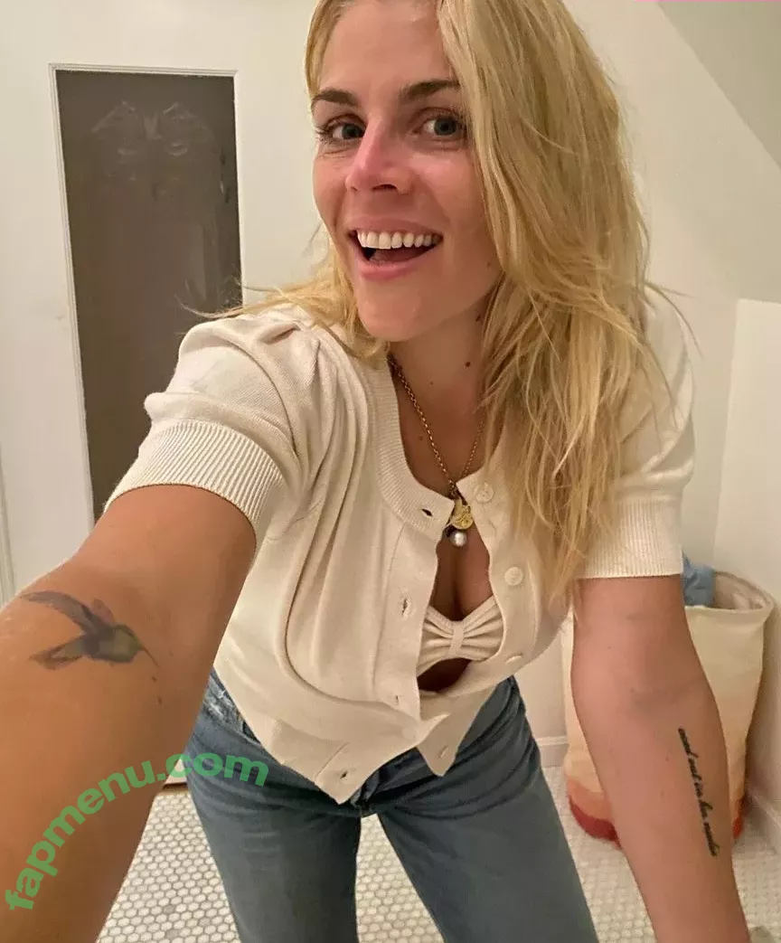 Busy Philipps nude photo #0015 (busyphilipps)