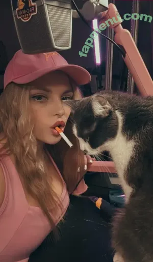 busya18plus / busya18 nude photo #0933