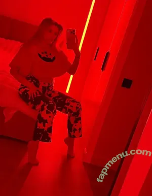 busya18plus / busya18 nude photo #0954