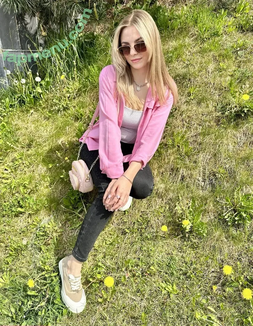 busya18plus nude photo #0524 (busya18)