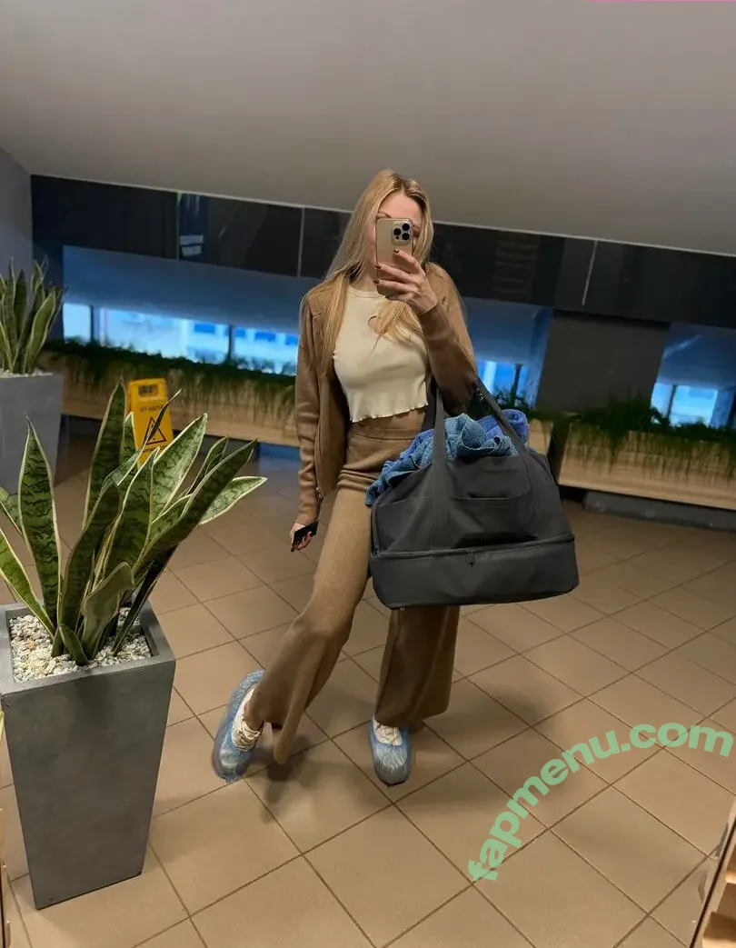 busya18plus nude photo #0942 (busya18)