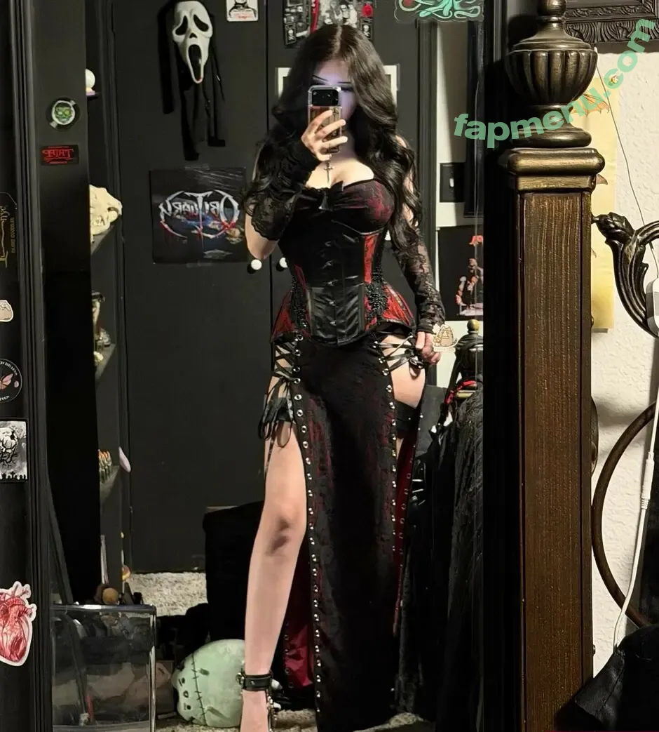 butter.on.a.poptart69 nude photo #0364 (Mia Rose)