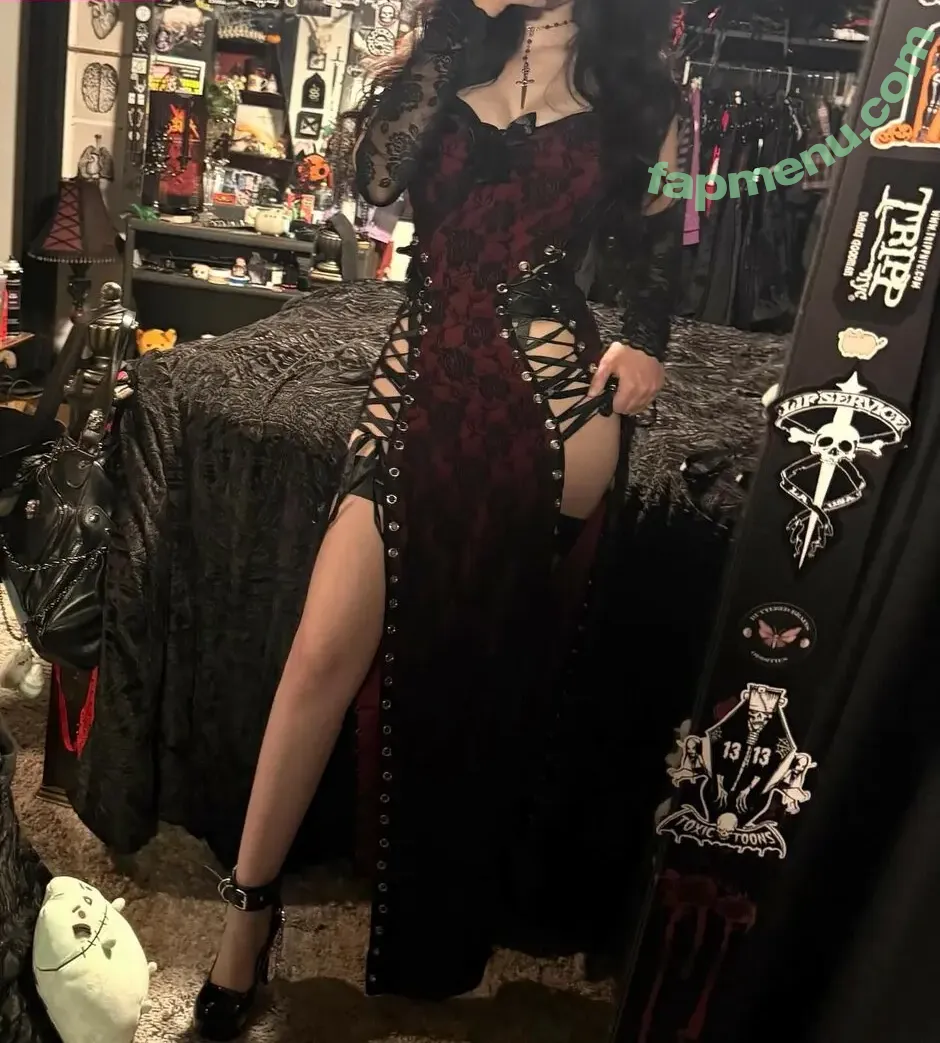 butter.on.a.poptart69 nude photo #0365 (Mia Rose)