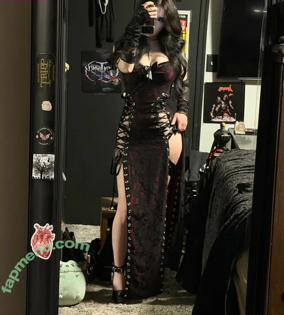 butter.on.a.poptart69 nude photo #0369 (Mia Rose)