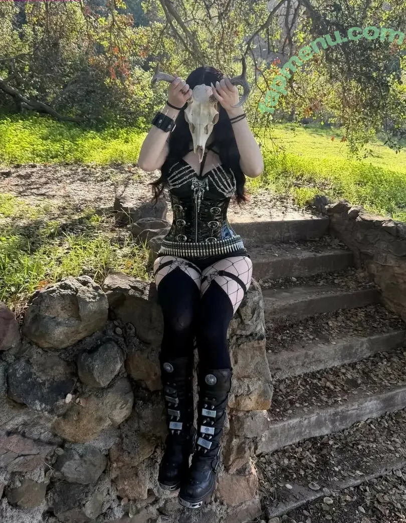 butter.on.a.poptart69 nude photo #0415 (Mia Rose)