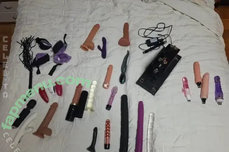 butterfee_21 nude photo #0104 (mischiidc)