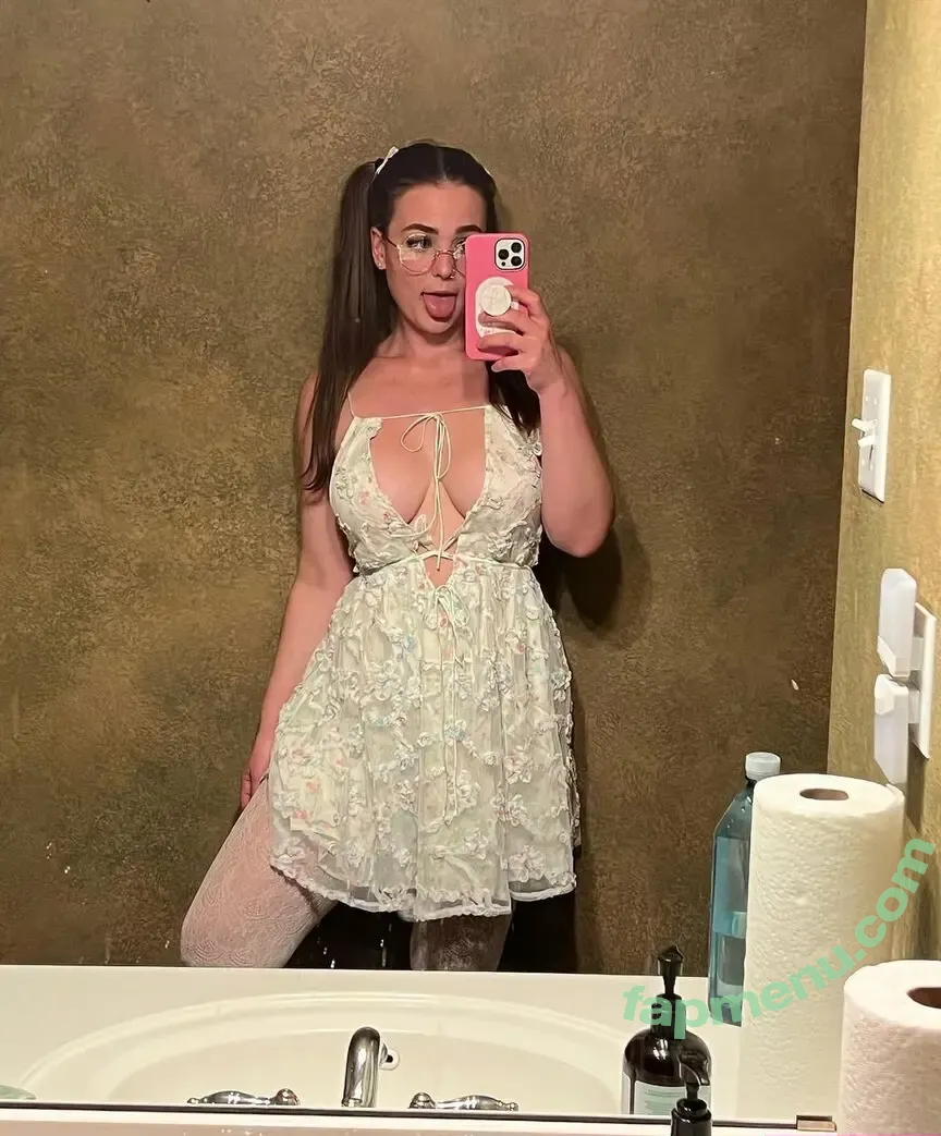 butternutgiraffe nude photo #0038 (butternutgiraffe)