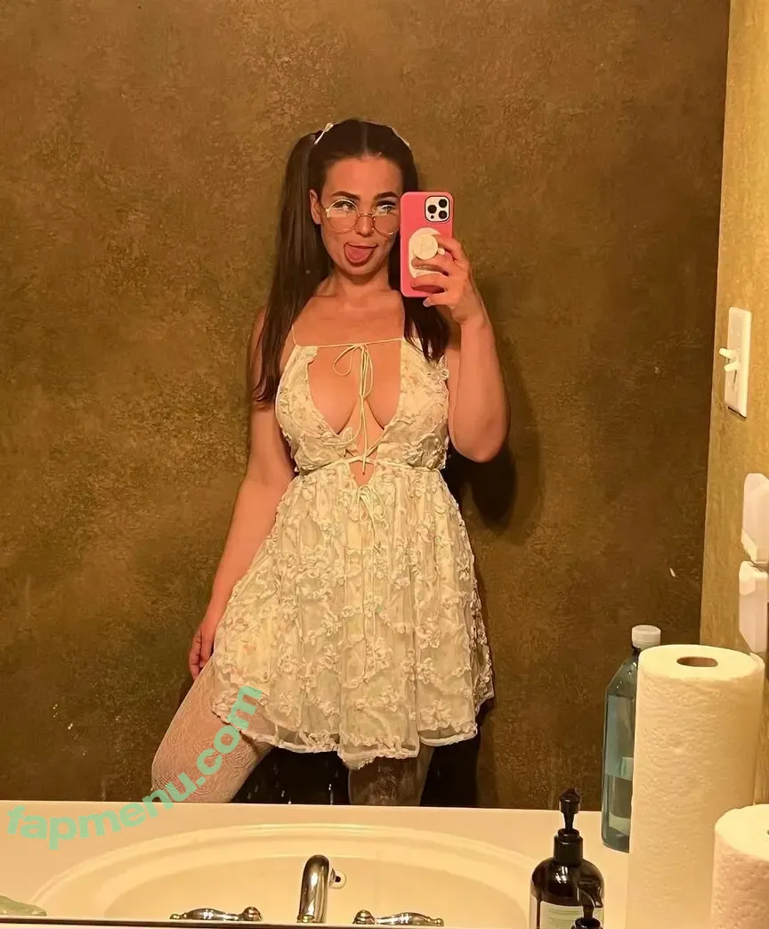 butternutgiraffe nude photo #0040 (butternutgiraffe)
