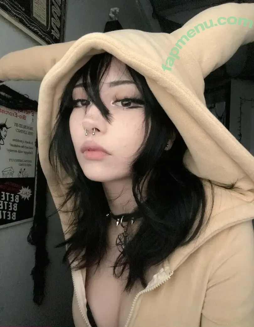 Butterywaterboi nude photo #0698 (awkwardlevi)