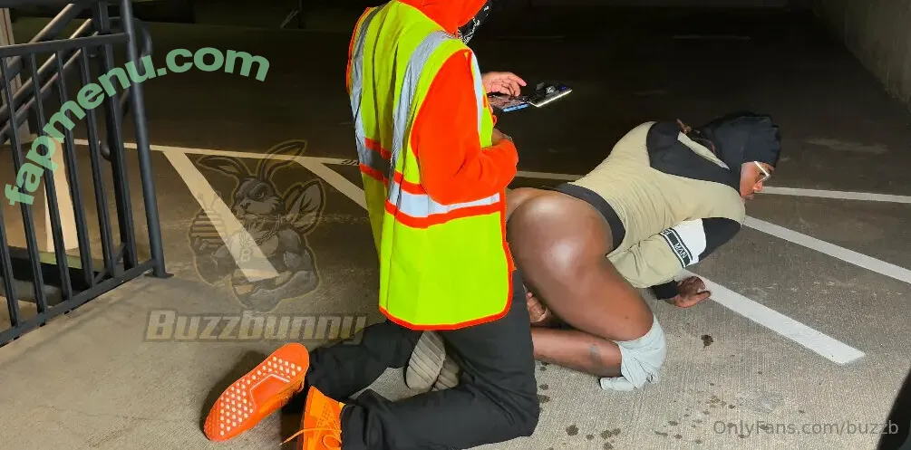 buzzb nude photo #0002 (buzzb_photos_)