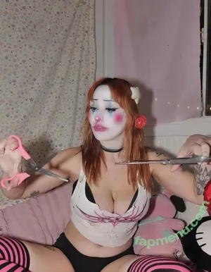 Bvbydxl / k1ttygirlaya nude photo #0023