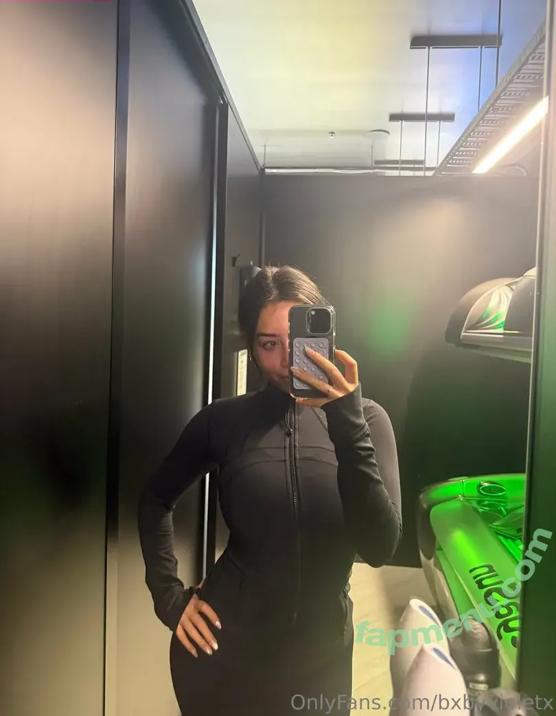 Bxbyvioletx nude photo #0132 (babyviol3t)