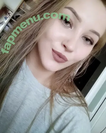 Bye-Bitch nude photo #0001 (Super babe / byebitch_jailbreak)