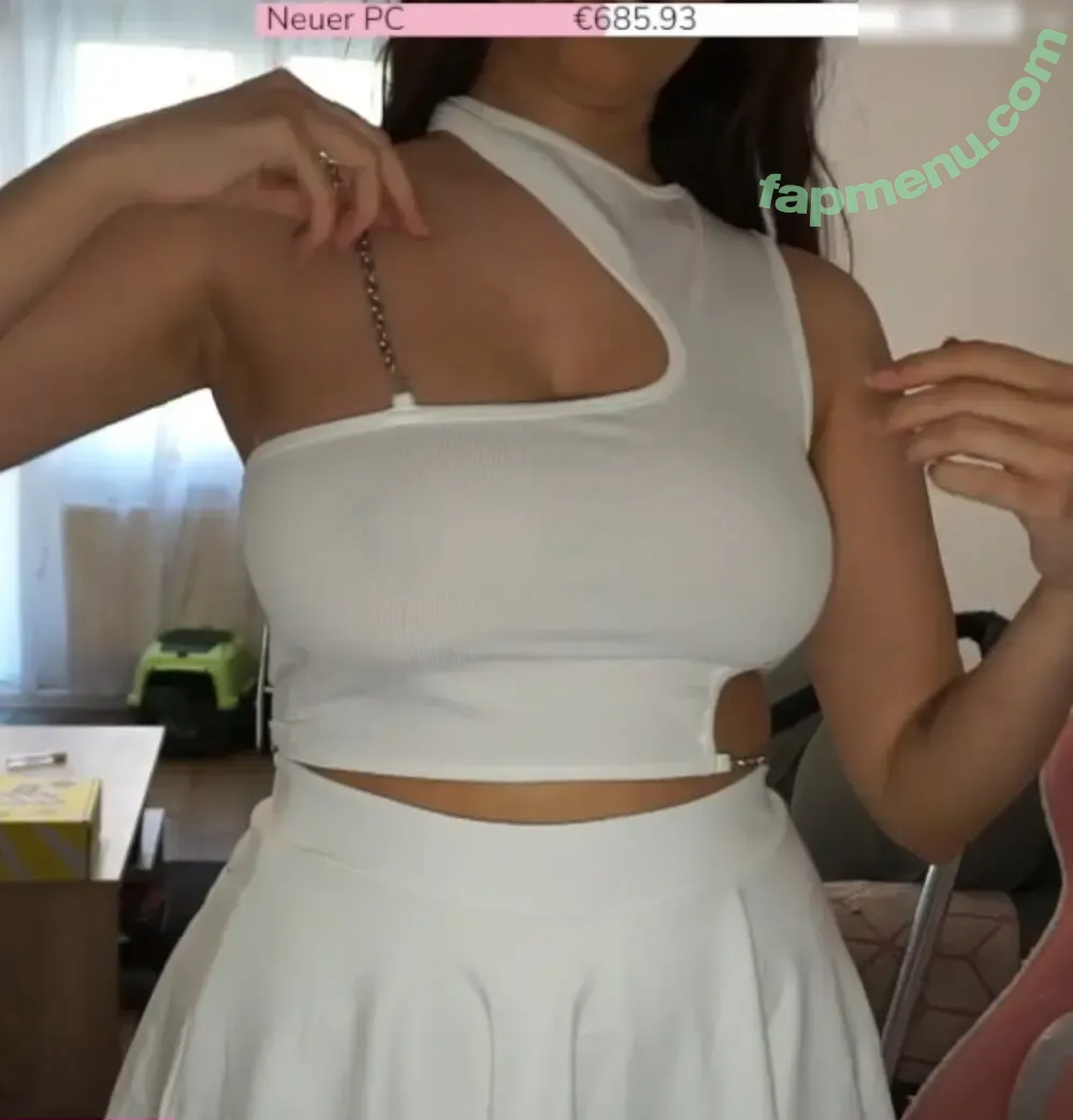 byjasmiiiin nude photo #0044 (besitobaby)