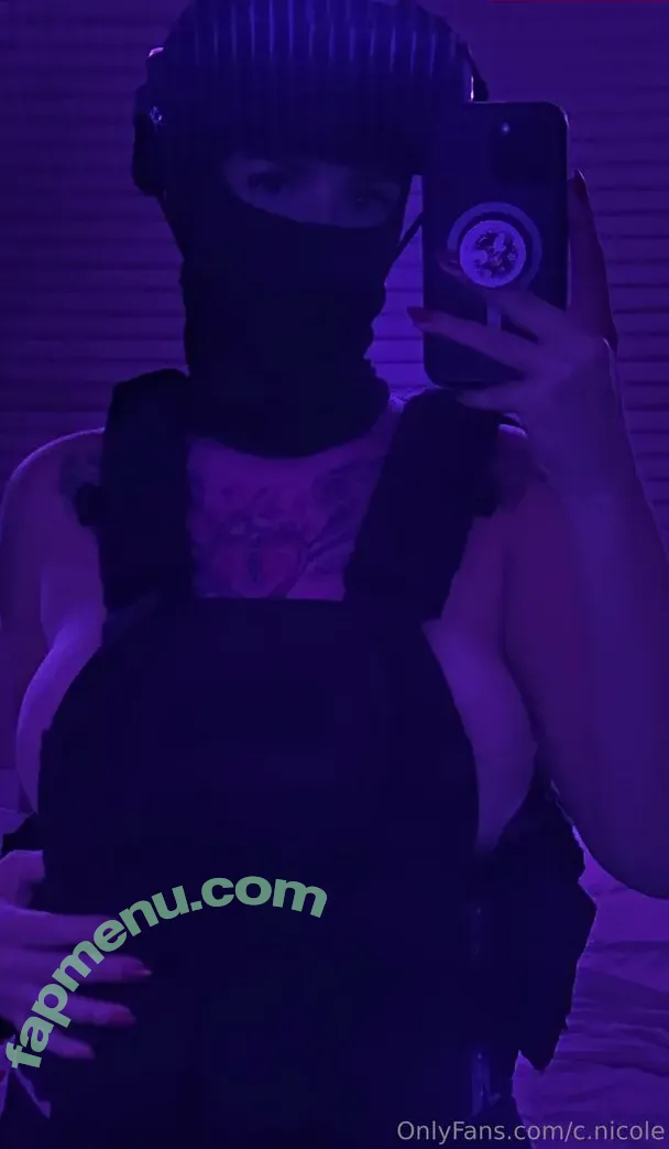 c.nicole nude photo #0010 (heyycnicole)
