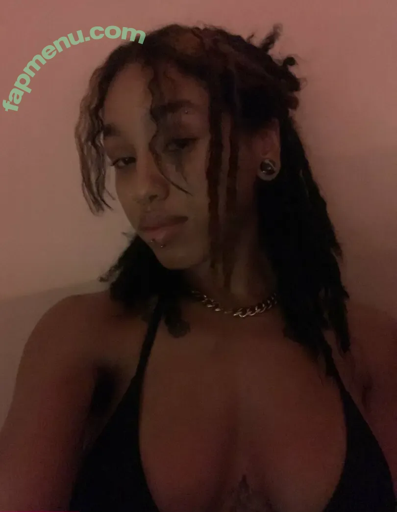 C00lghoul nude photo #0045 (theycallmeobsessed)