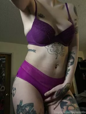 c0meonaileen / c0meoneileen nude photo #0001