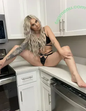  nude photo #0011