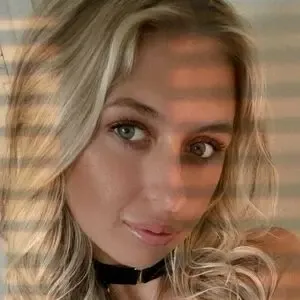 C9OEA / cargirlc / chloeadamsxxo nude photo #0007