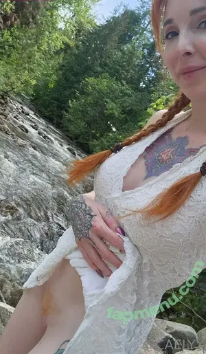 caelyx / caelyxofficial nude photo #0408