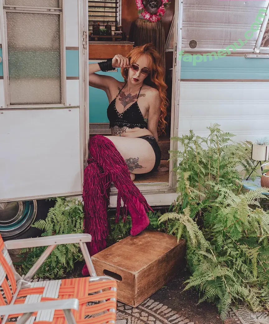 caelyx nude photo #1752 (caelyxofficial)