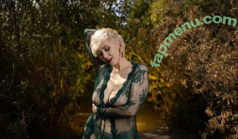 Caffeine nude photo #0056 (Heyitscaffeine)