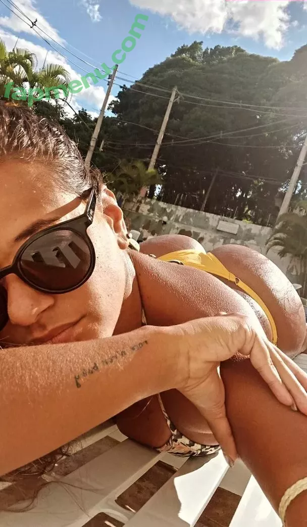 Caiala Tavares nude photo #0028 (caiala / caialatavares)