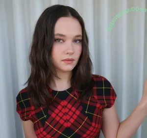 Cailee Spaeny / caileespaeny nude photo #0871