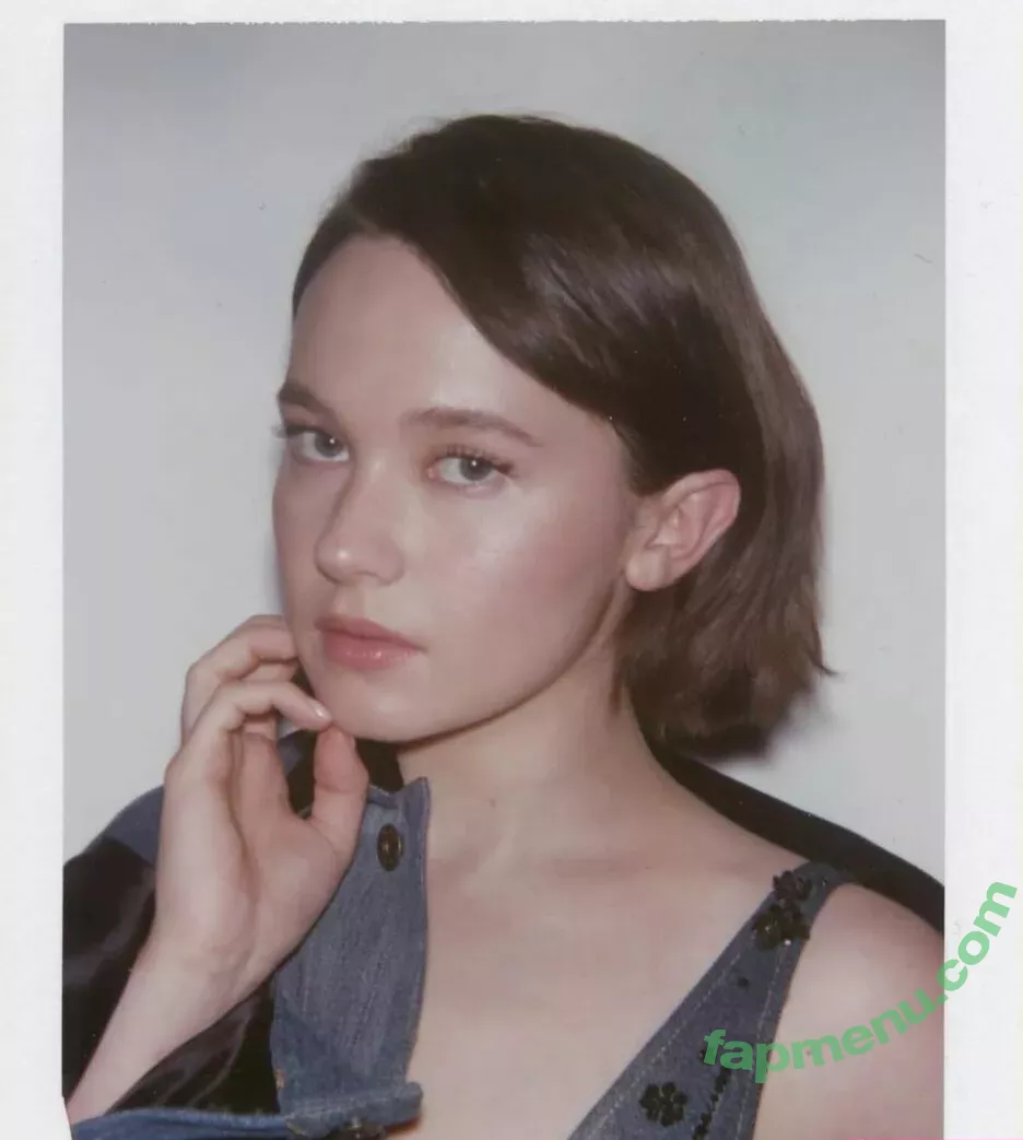 Cailee Spaeny nude photo #0149 (caileespaeny)