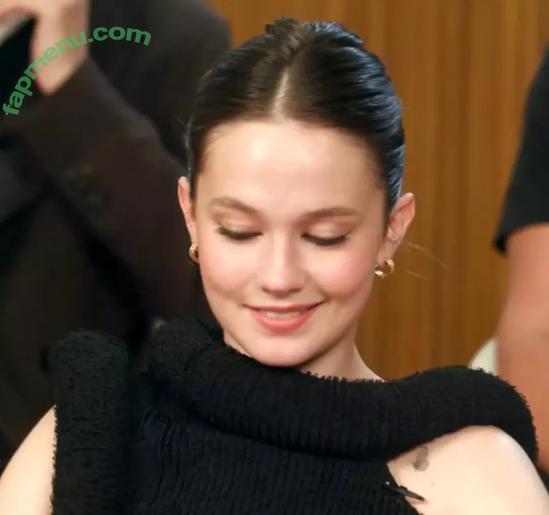Cailee Spaeny nude photo #0155 (caileespaeny)