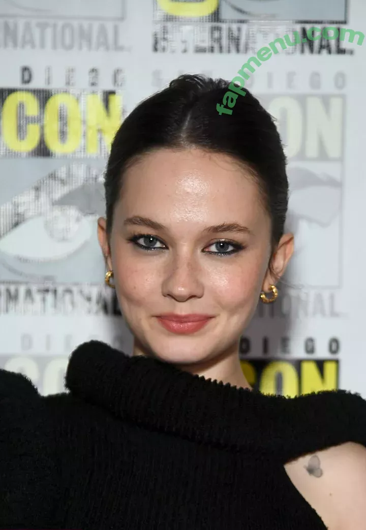 Cailee Spaeny nude photo #0161 (caileespaeny)