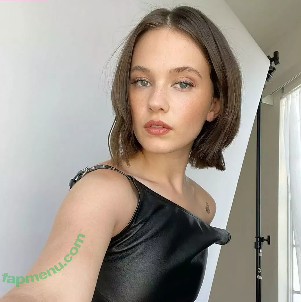 Cailee Spaeny nude photo #0175 (caileespaeny)