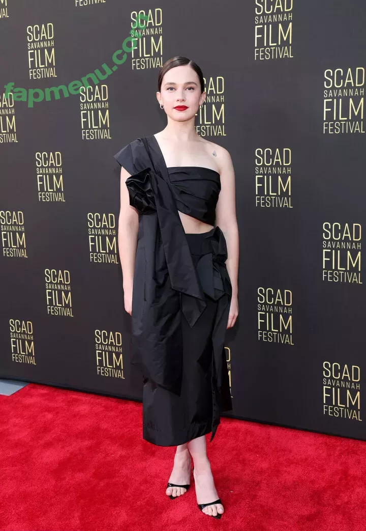 Cailee Spaeny nude photo #0223 (caileespaeny)