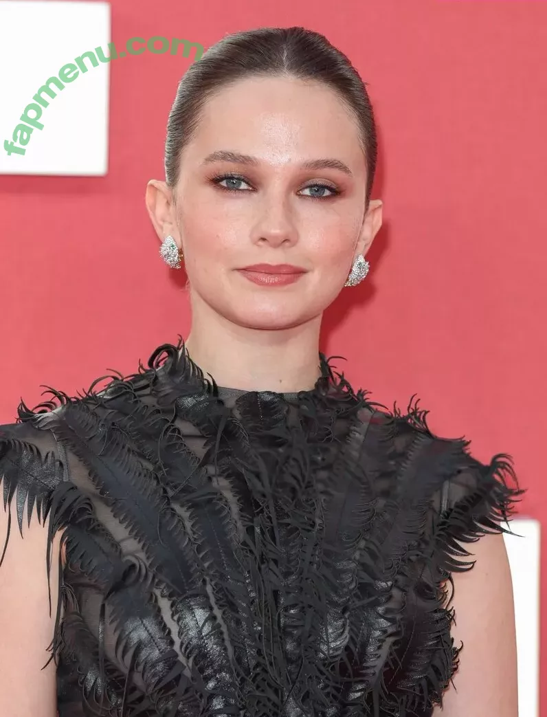 Cailee Spaeny nude photo #0303 (caileespaeny)