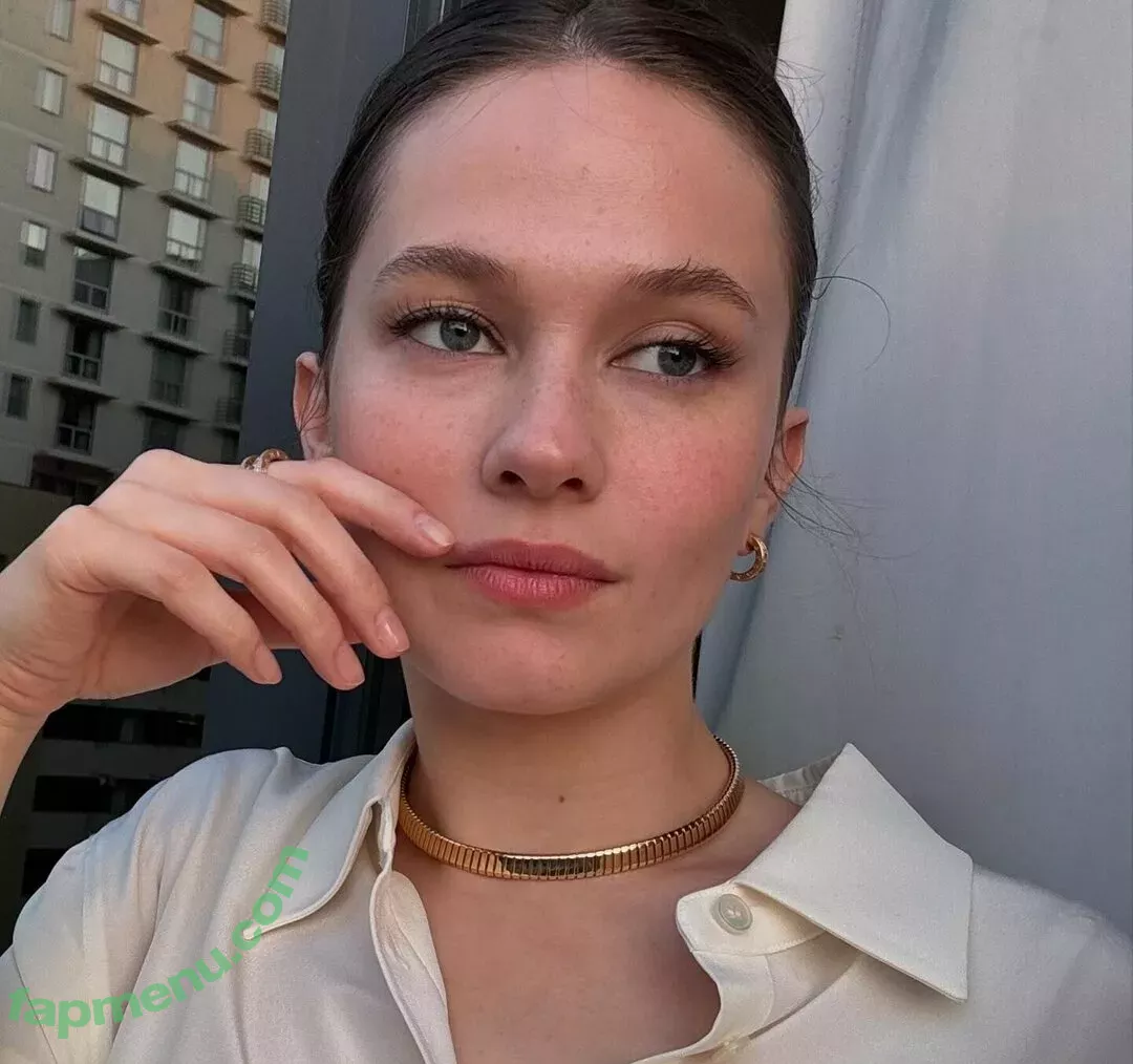 Cailee Spaeny nude photo #0344 (caileespaeny)