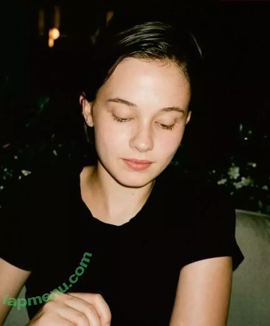 Cailee Spaeny nude photo #0351 (caileespaeny)