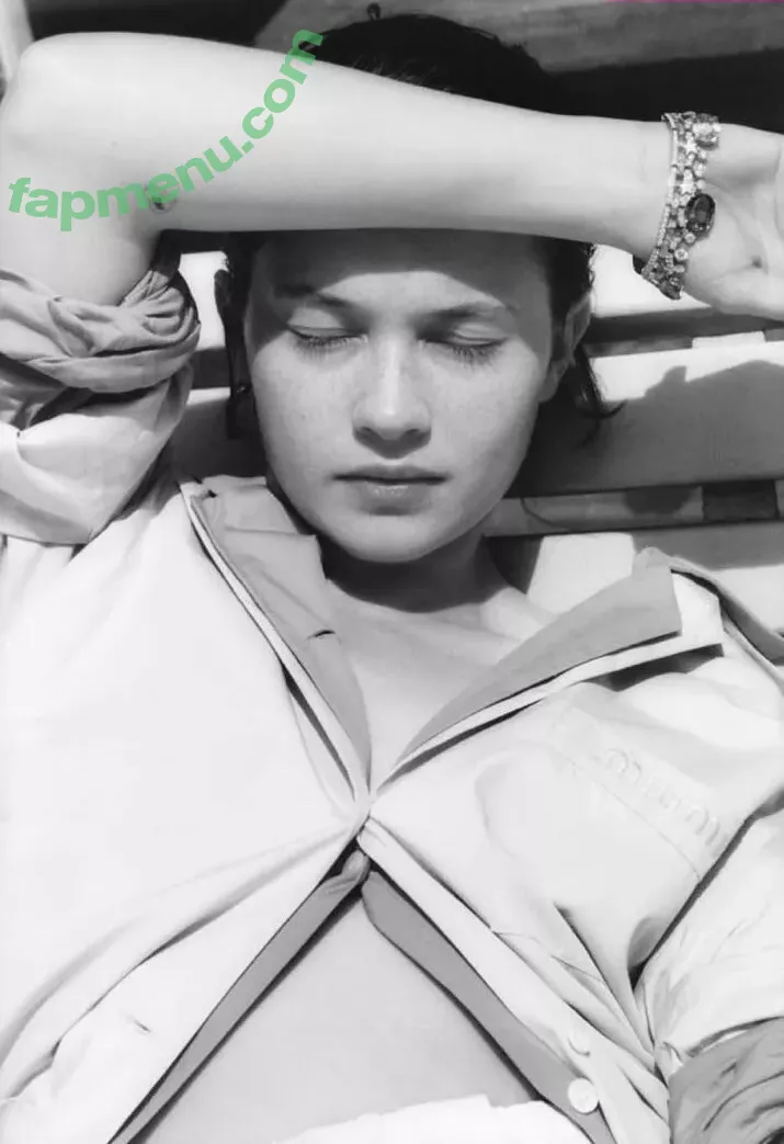 Cailee Spaeny nude photo #0477 (caileespaeny)