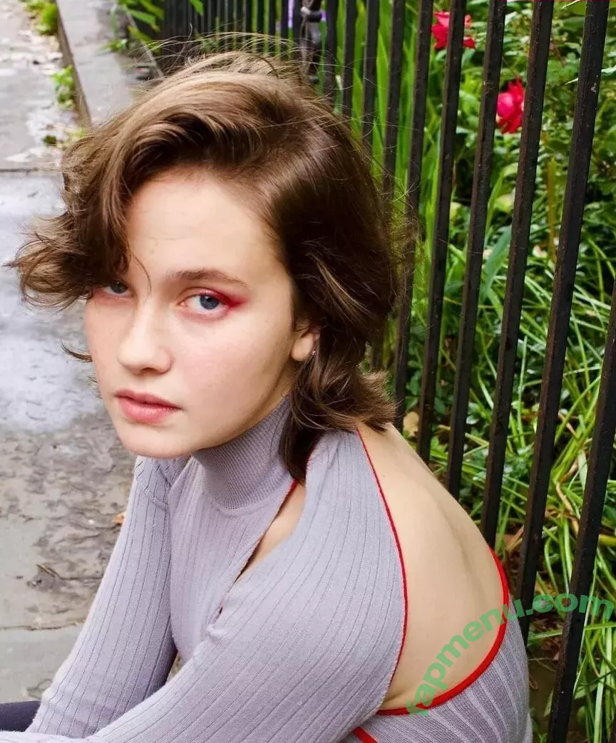 Cailee Spaeny nude photo #0482 (caileespaeny)