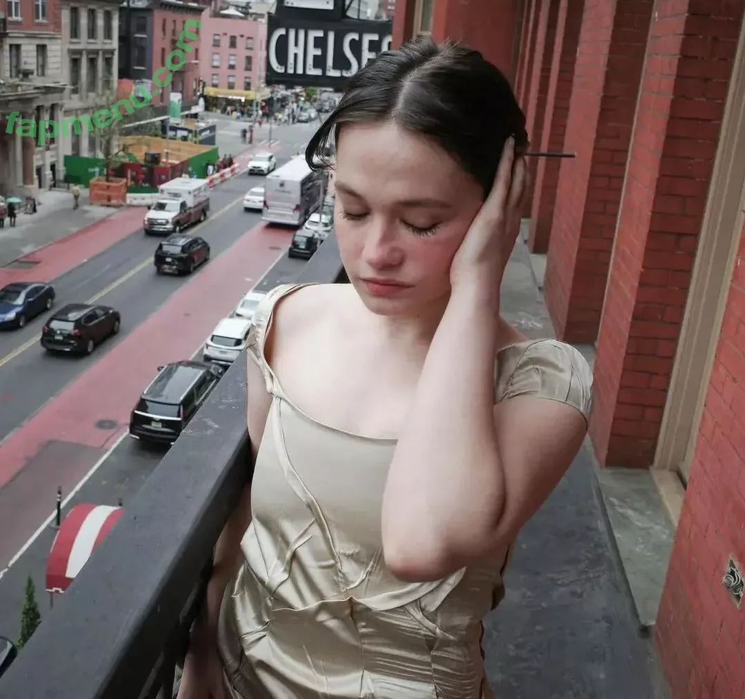 Cailee Spaeny nude photo #0499 (caileespaeny)