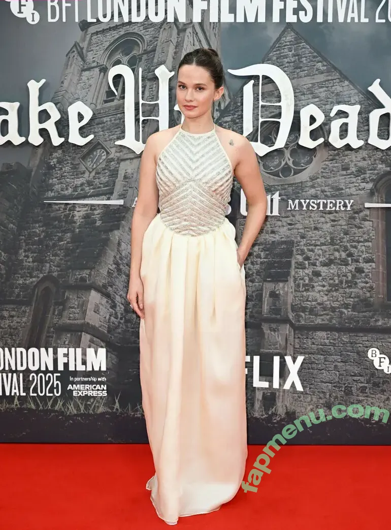 Cailee Spaeny nude photo #0778 (caileespaeny)