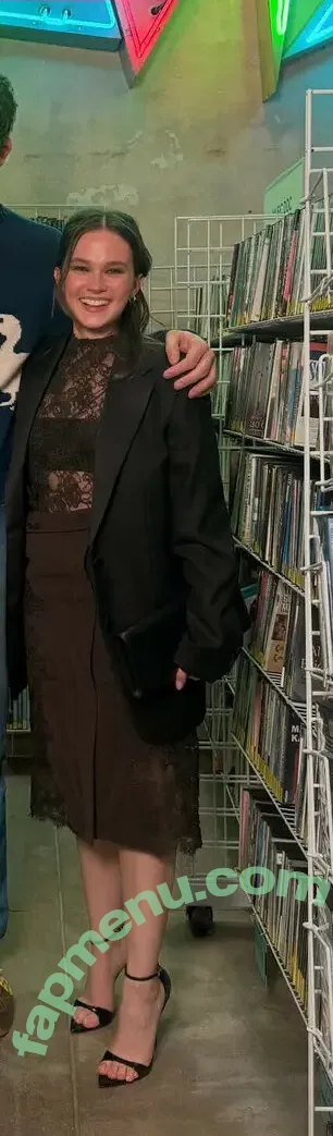 Cailee Spaeny nude photo #0860 (caileespaeny)