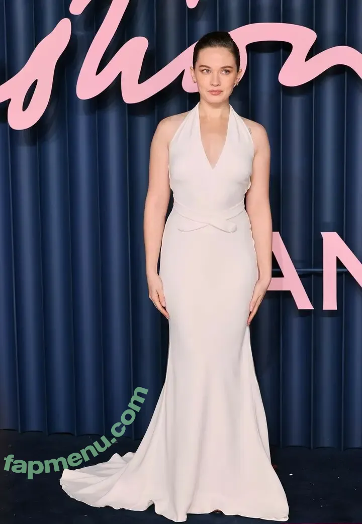 Cailee Spaeny nude photo #0886 (caileespaeny)